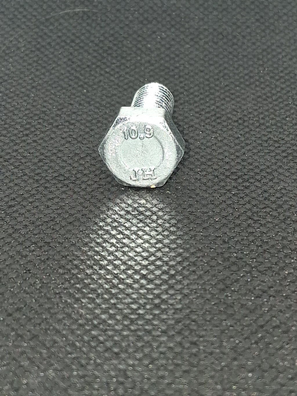 M8-1.25x20mm 10.9 Zinc Plated Hex Bolt