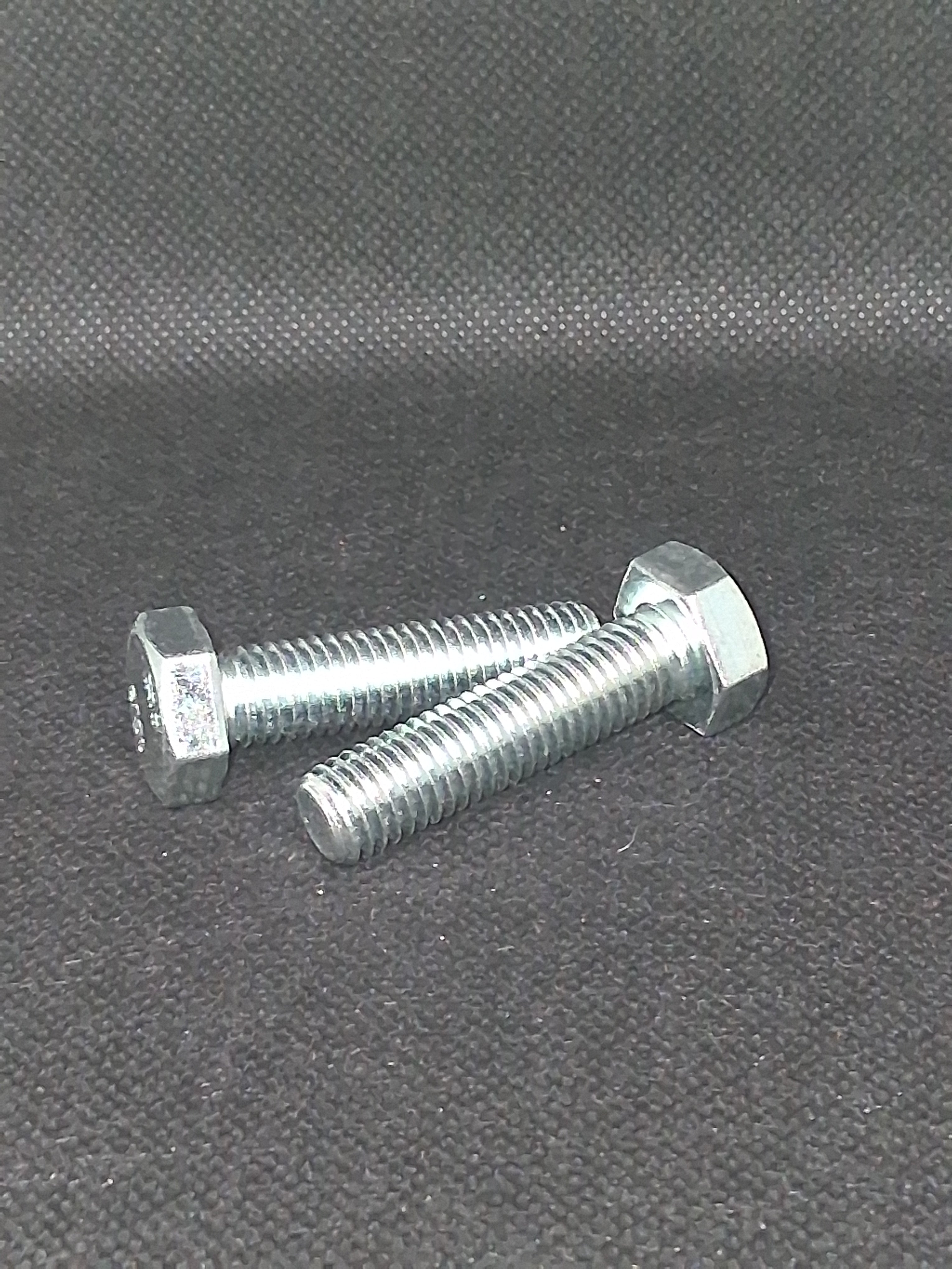 M10-1.5 × 30mm Class 10.9 Zinc Plated Metric Hex Bolt