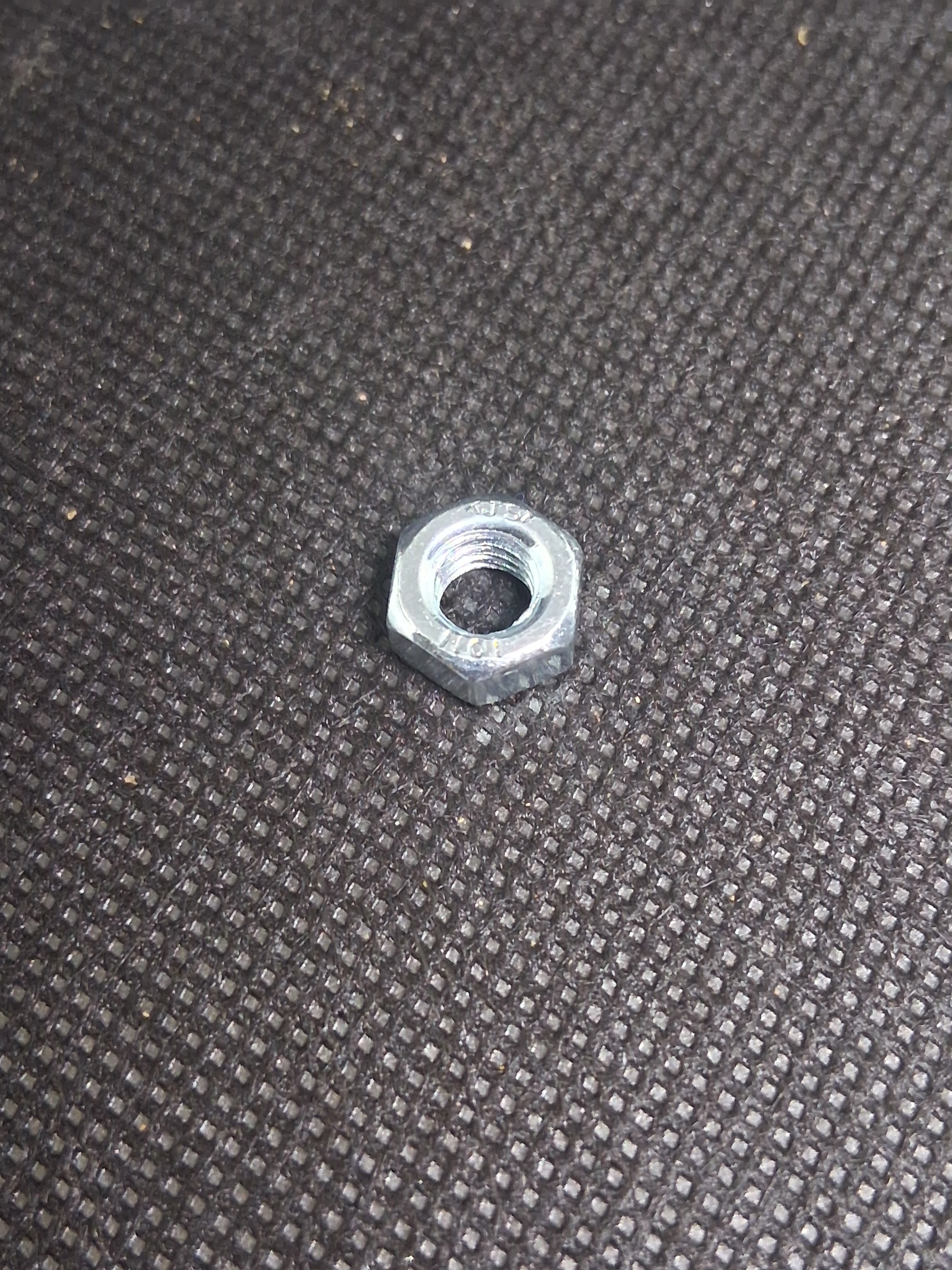 M10-1.5 Class 10 Finished Hex Nuts Coarse Thread Zinc 1.5 Pitch