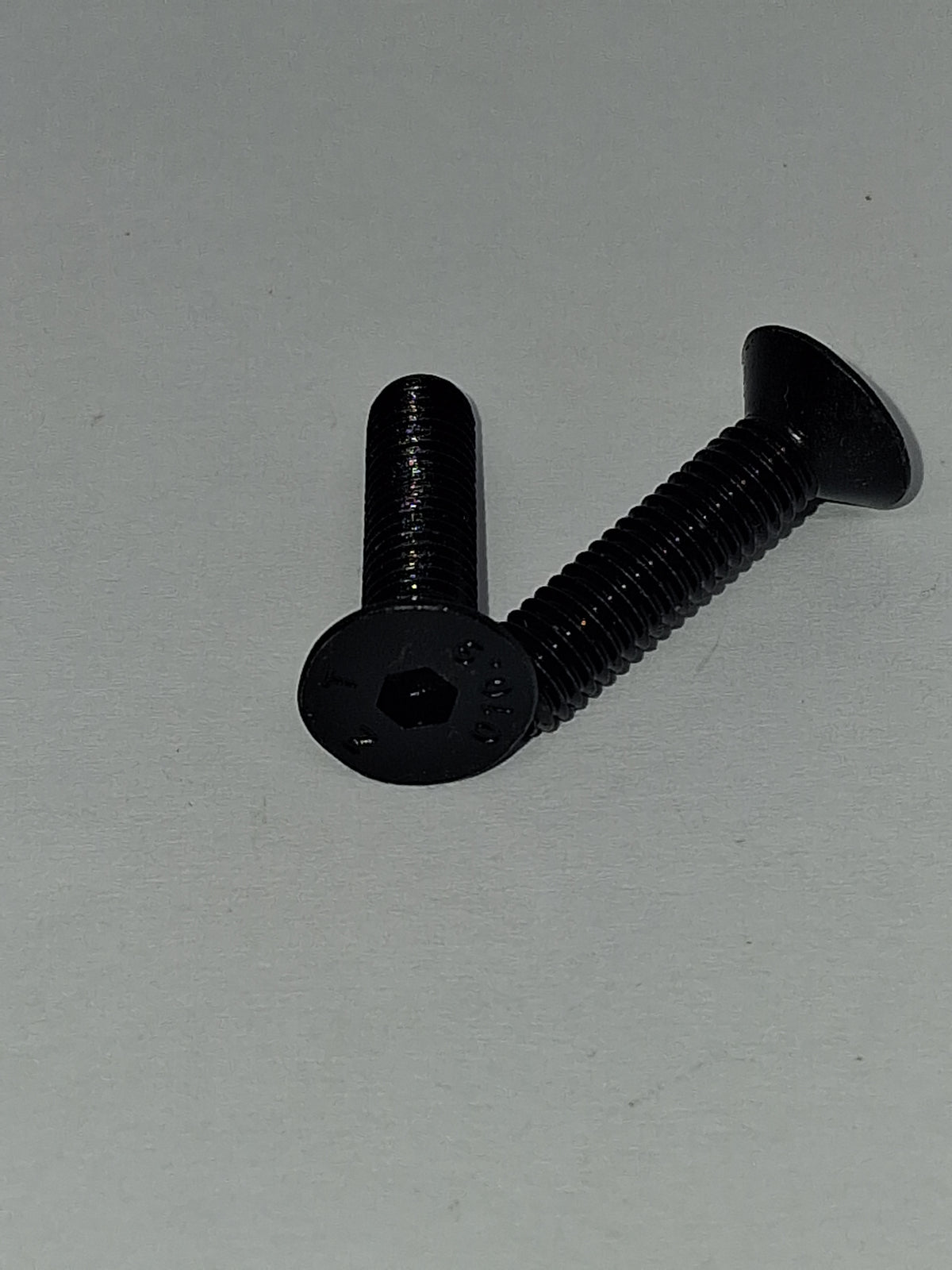 M4 × 20mm Black Flat Head Hex Socket Screw – DIN 7991
