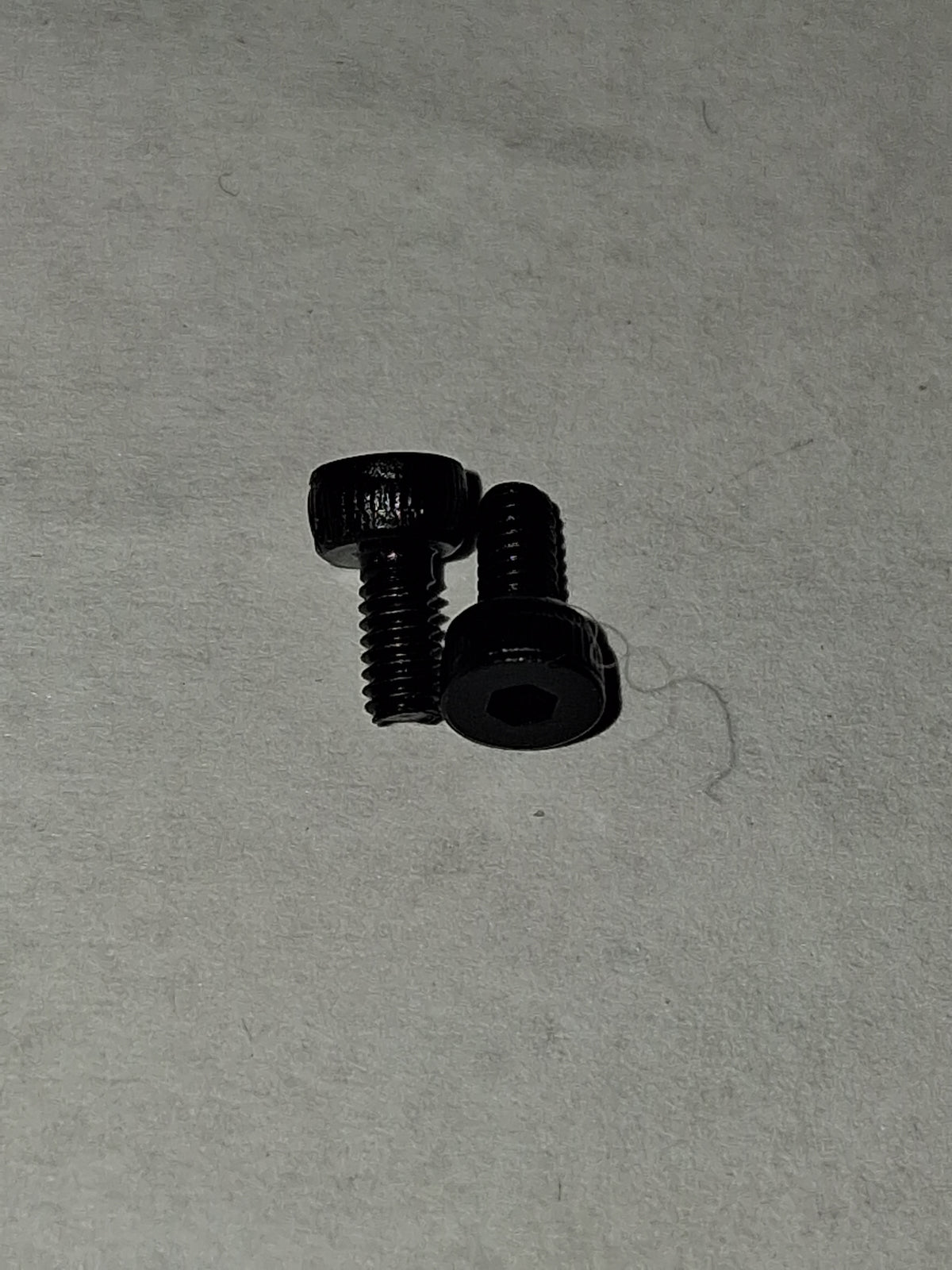 M2 × 4mm Black Socket Head Cap Screw – DIN 912