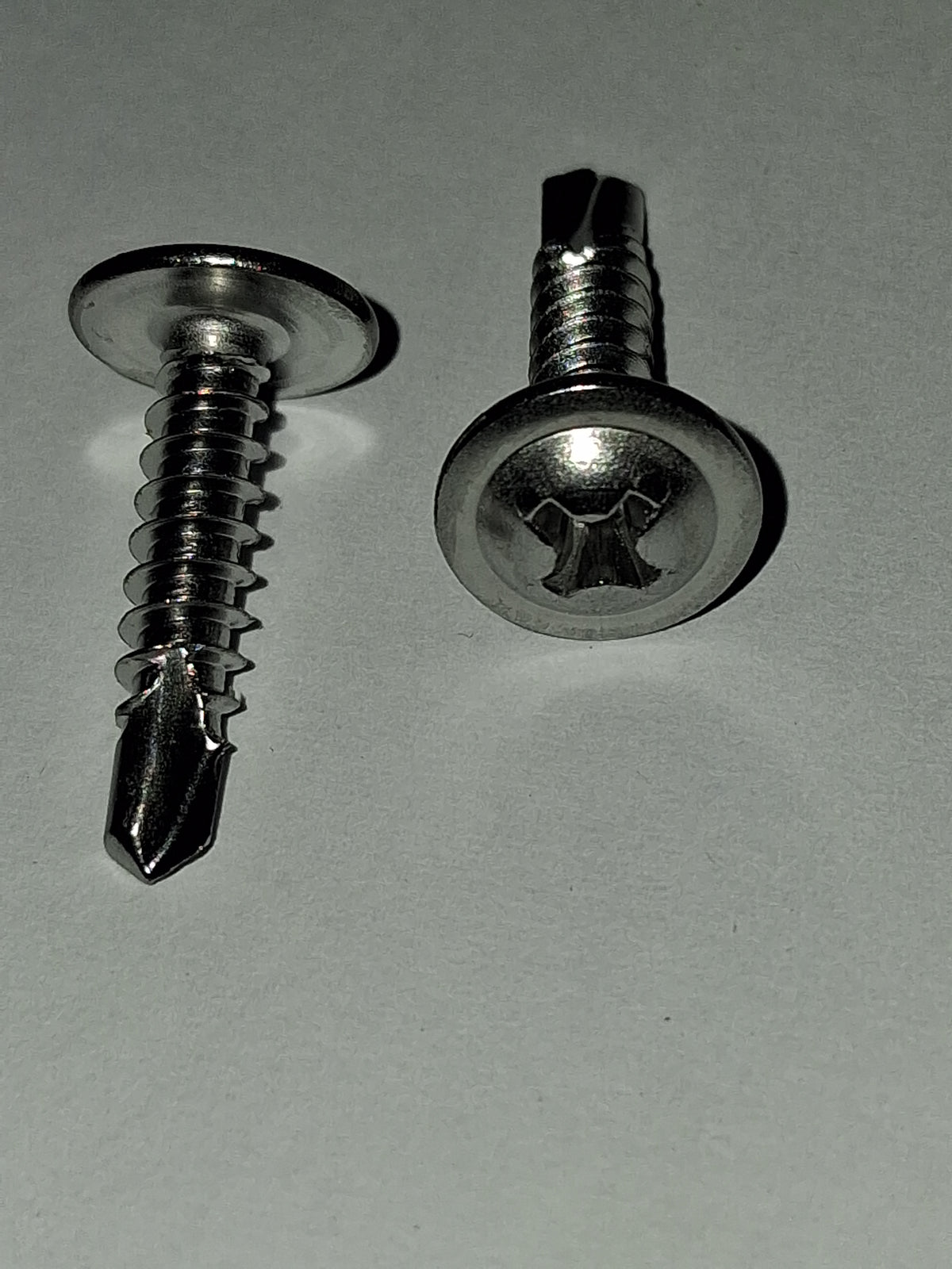 #10 × 1" 410 Stainless Steel Truss Head Self-Drilling Screws – 20 Pack