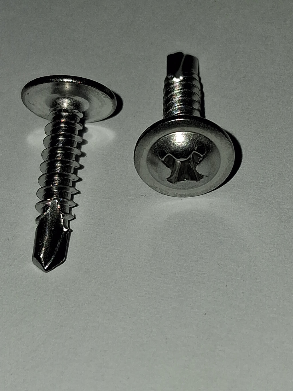 #8 × 3/4" 410 Stainless Steel Truss Head Self-Drilling Screw - 20 Pack